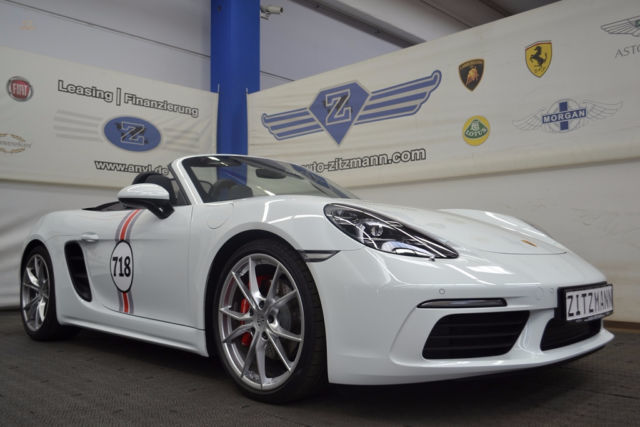 Herando Porsche Boxster 718 S Sport Chrono Sportsitze Zoll