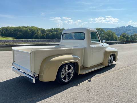 camions Ford classiques personnalisés