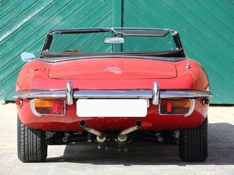 Jaguar E-Type SII Cabriolet 045