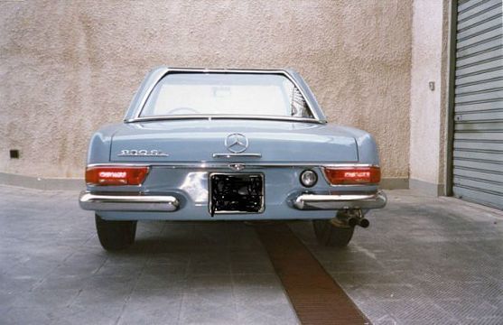 Mercedes-Benz 230 099