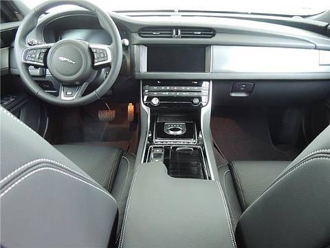 Jaguar XF 20d R-Sport Aut. R-Sport