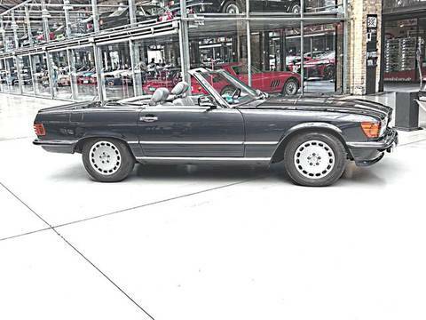 Mercedes-Benz 500 SL - eines der letzten R107