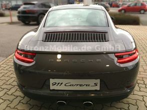 Porsche 911 Carrera S Grau Metallic Automatik