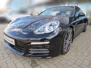 Porsche Panamera 4S Tiefschwarzmetallic Automatik