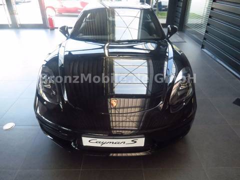 Porsche 718 Cayman S Schwarz Automatik