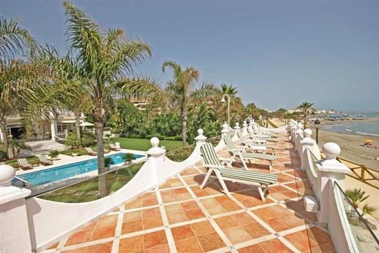 Luxus-Villa in Puerto Banus