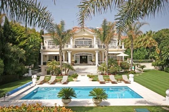 Luxus-Villa in Puerto Banus