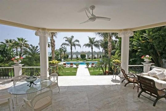 Luxus-Villa in Puerto Banus