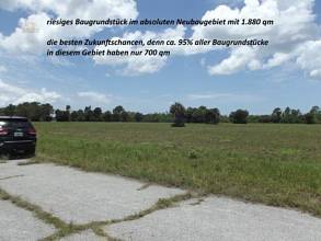 riesiges Baugrundstück