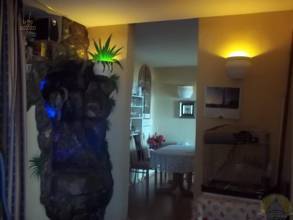 zum Esszimmer mit Beleuchtung