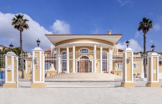 Luxus-Villa in Sotogrande Alto