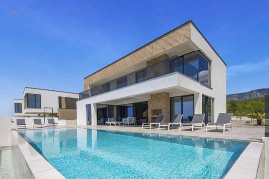 Moderne Luxusvilla mit Swimmingpool und Panorama-Meerblick, Region Crikvenica