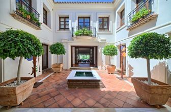 Luxus-Villa in Sierra Blanca