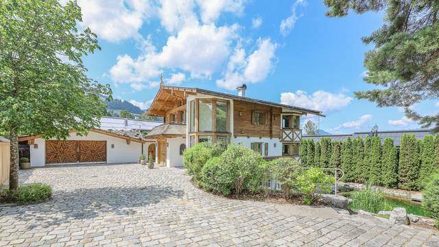 KITZIMMO-exklusive Luxusvilla auf der Bichlalm - Immobilien KitzbÃ¼hel.