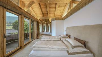 KITZIMMO-Exklusive Luxusvilla mit Freizeitwohnsitz auf der Bichlalm - Immobilien KitzbÃ¼hel.