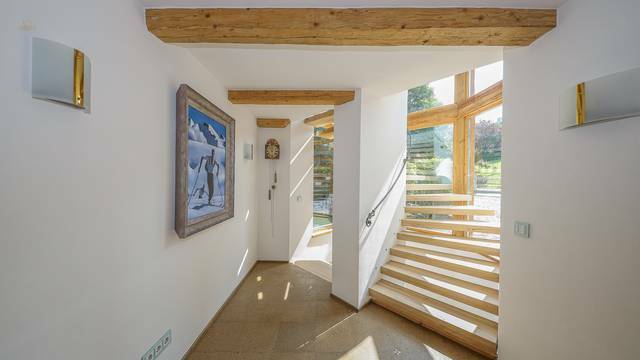 KITZIMMO-Exklusive Luxusvilla mit Freizeitwohnsitz auf der Bichlalm - Immobilien KitzbÃ¼hel.