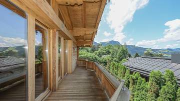 KITZIMMO-exklusive Luxusvilla auf der Bichlalm - Immobilien KitzbÃ¼hel.