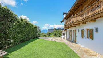 KITZIMMO-Exklusive Luxusvilla mit Freizeitwohnsitz auf der Bichlalm - Immobilien KitzbÃ¼hel.