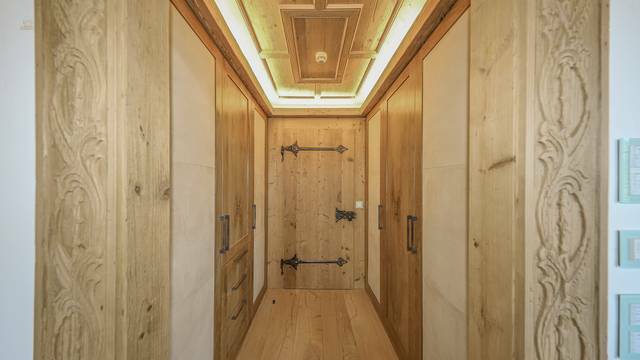 KITZIMMO-Exklusive Luxusvilla mit Freizeitwohnsitz auf der Bichlalm - Immobilien KitzbÃ¼hel.