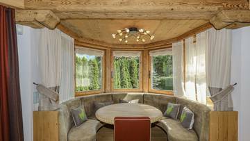 KITZIMMO-Exklusive Luxusvilla mit Freizeitwohnsitz auf der Bichlalm - Immobilien KitzbÃ¼hel.