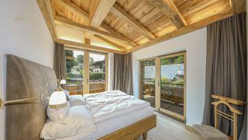 KITZIMMO-Exklusive Luxusvilla mit Freizeitwohnsitz auf der Bichlalm - Immobilien KitzbÃ¼hel.