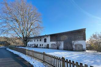 Ansicht des Hauses im Winter