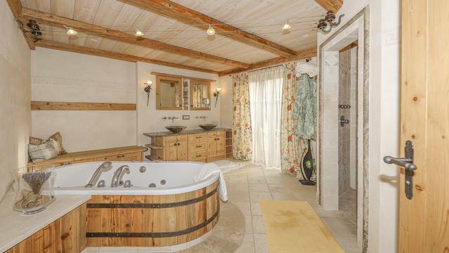 KITZIMMO-exklusives Einfamilienhaus in Toplage kaufen - Immobilien St. Johann in Tirol.