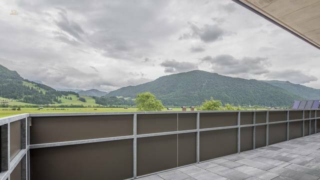 KITZIMMO-LuxuriÃ¶ses Neubau-Penthouse mit Kaiserblick kaufen - Immobilien Kirchdorf.