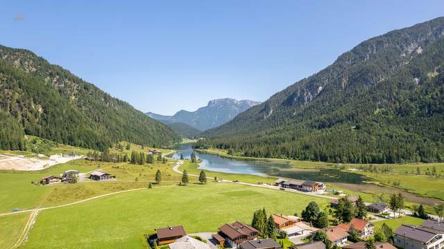 KITZIMMO-hochwertiges Haus mit groÃem GrundstÃ¼ck - Immobilien St. Ulrich am Pillersee kaufen.