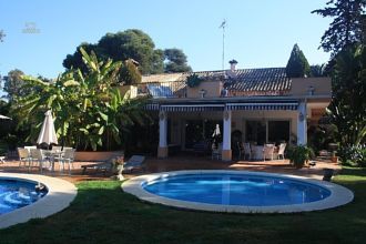 Luxus-Villa in Costalita