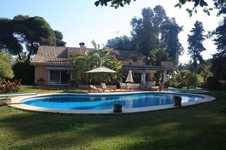 Luxus-Villa in Costalita