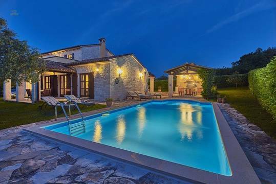 Exklusive Villa in mediterranem Stil, Region Motovun, Istrien