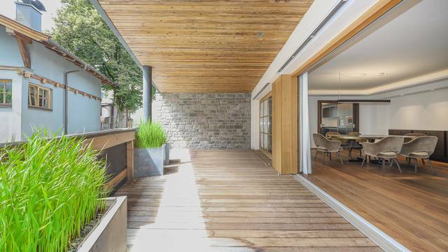 KITZIMMO-Luxus-Suite mit Zugang in ein 5-Sterne-Hotel - Immobilien KitzbÃ¼hel.