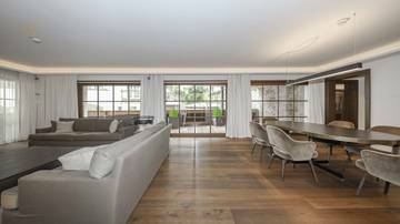 KITZIMMO-Luxus-Suite mit Zugang in ein 5-Sterne-Hotel - Immobilien KitzbÃ¼hel.