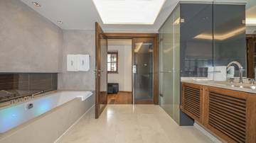 KITZIMMO-Luxus-Suite mit Zugang in ein 5-Sterne-Hotel - Immobilien KitzbÃ¼hel.