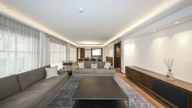 KITZIMMO-Luxus-Suite mit Zugang in ein 5-Sterne-Hotel - Immobilien KitzbÃ¼hel.
