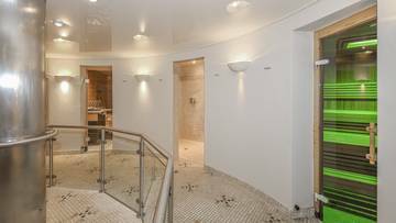 KITZIMMO-Luxus-Suite mit Zugang in ein 5-Sterne-Hotel - Immobilien KitzbÃ¼hel.