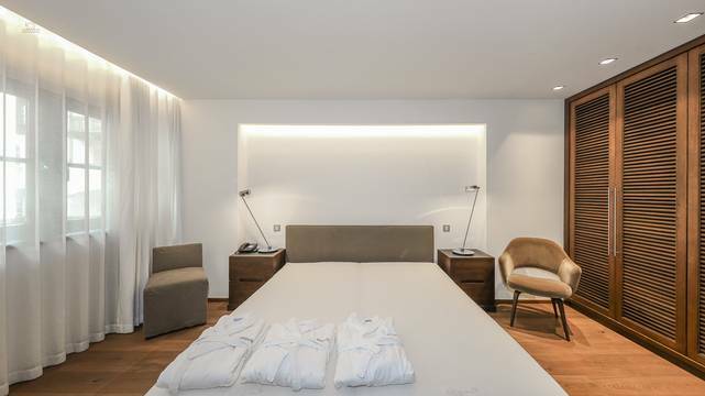 KITZIMMO-Luxus-Suite mit Zugang in ein 5-Sterne-Hotel - Immobilien KitzbÃ¼hel.