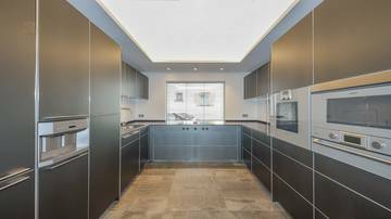 KITZIMMO-Luxus-Suite mit Zugang in ein 5-Sterne-Hotel - Immobilien KitzbÃ¼hel.