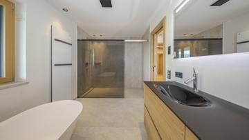 KITZIMMO-Luxusvilla mit Freizeitwohnsitz kaufen - Immobilien KitzbÃ¼hel.