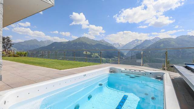 KITZIMMO-Luxusvilla mit Freizeitwohnsitz kaufen - Immobilien KitzbÃ¼hel.