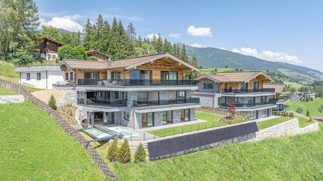 KITZIMMO-Luxusvilla mit Freizeitwohnsitz kaufen - Immobilien KitzbÃ¼hel.