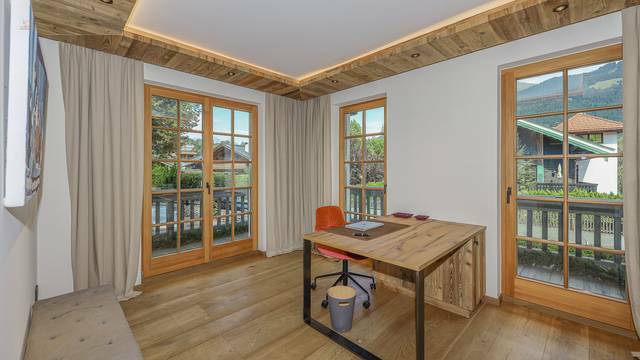 KITZIMMO-Luxuswohnung mit Pool in zentraler Toplage - Immobilien KitzbÃ¼hel.