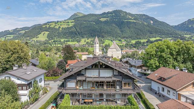 KITZIMMO-Luxuswohnung mit Pool in zentraler Toplage - Immobilien KitzbÃ¼hel.