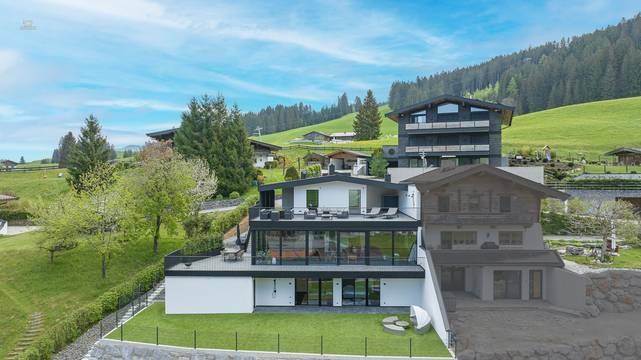 KITZIMMO-exklusive Villa in unverbaubarer Toplage kaufen - Immobilien Kirchberg.