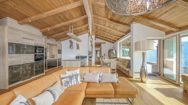 KITZIMMO-Luxus-Penthouse mit Freizeitwohnsitz kaufen - Immobilien Salzburg Tirol KitzbÃ¼hel.