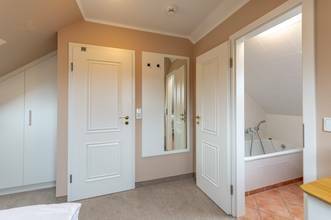 Schlafzimmer oben mit Bad en Suite