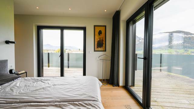 KITZIMMO-Luxuswohnung mit Pool in Alleinlage - Immobilien St. Johann in Tirol.