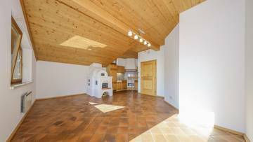 KITZIMMO-Dachgeschosswohnung in sonniger Ruhelage - Immobilien Jochberg.