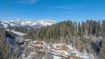 KITZIMMO-Einzigartiges Anwesen mit Blick auf den Schwarzsee - Immobilien Kitzbühel.